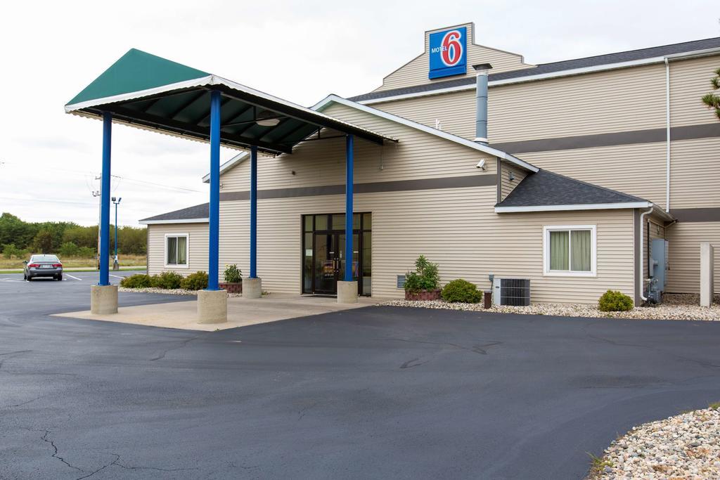 Motel 6-Baraboo, Wi - Lake Delton-Wisconsin Dells Bagian luar foto