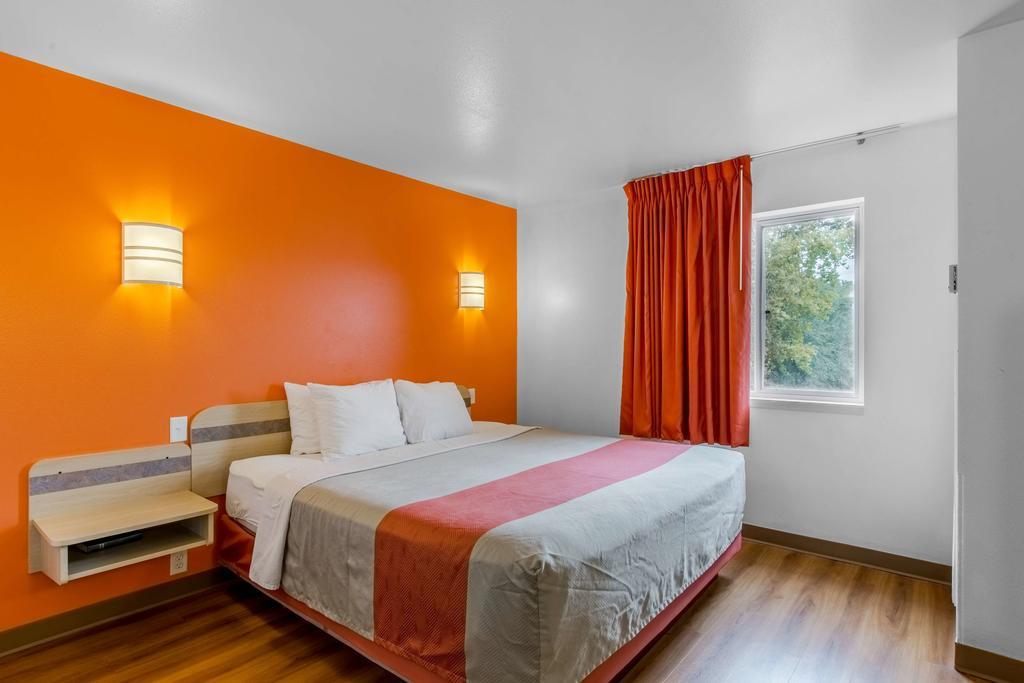 Motel 6-Baraboo, Wi - Lake Delton-Wisconsin Dells Bagian luar foto
