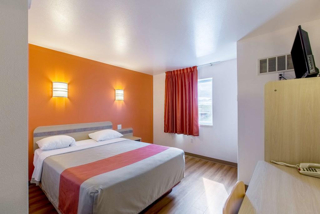 Motel 6-Baraboo, Wi - Lake Delton-Wisconsin Dells Bagian luar foto