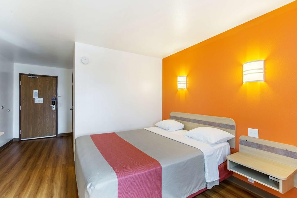 Motel 6-Baraboo, Wi - Lake Delton-Wisconsin Dells Bagian luar foto