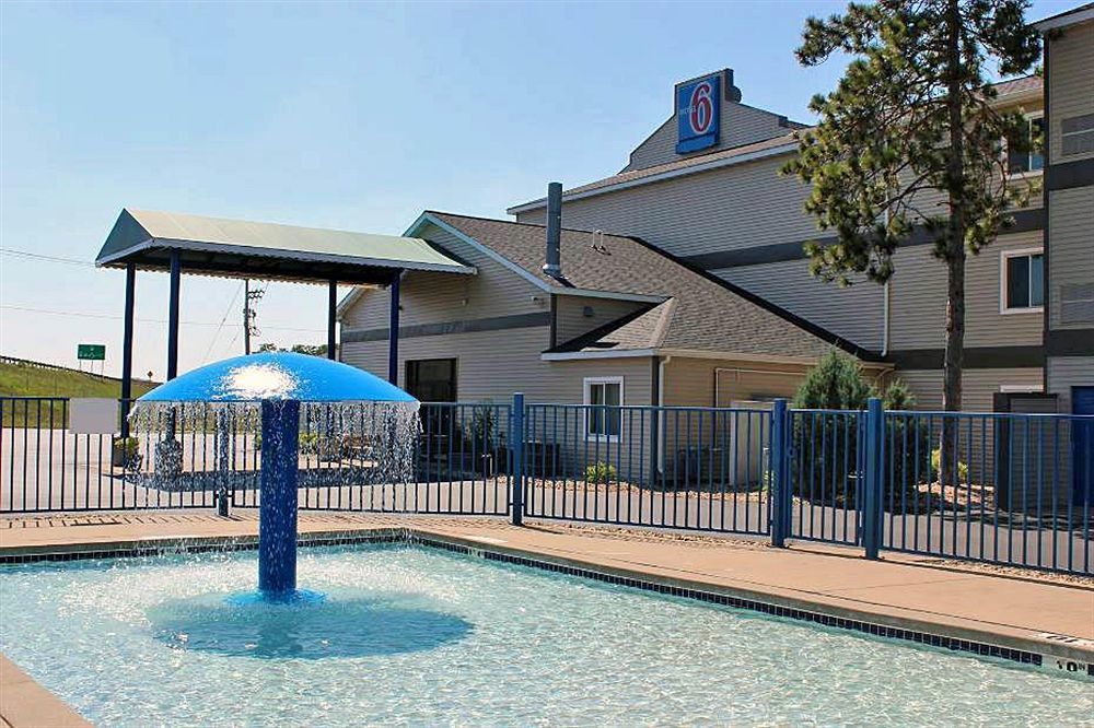 Motel 6-Baraboo, Wi - Lake Delton-Wisconsin Dells Bagian luar foto